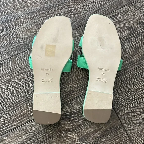 NWT Hermes Green Oran Size 5 Sandals. - Picture 5 of 5